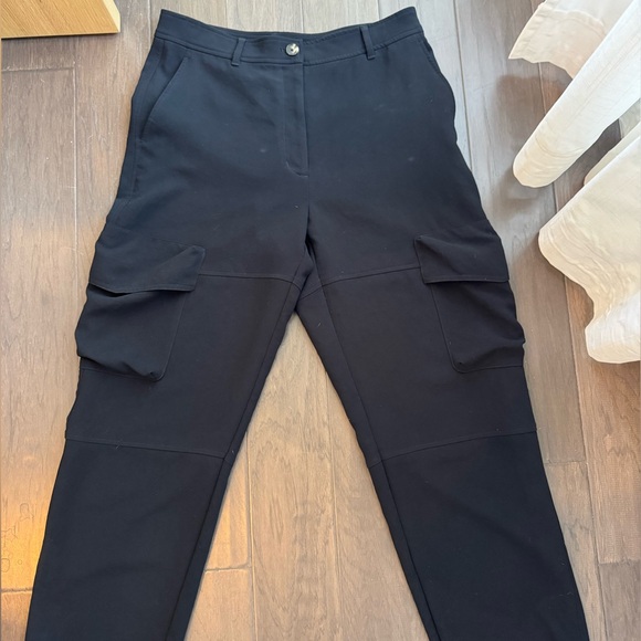 Aritzia I Wilfred Black Cargo Pants I Size 12 - Picture 4 of 11